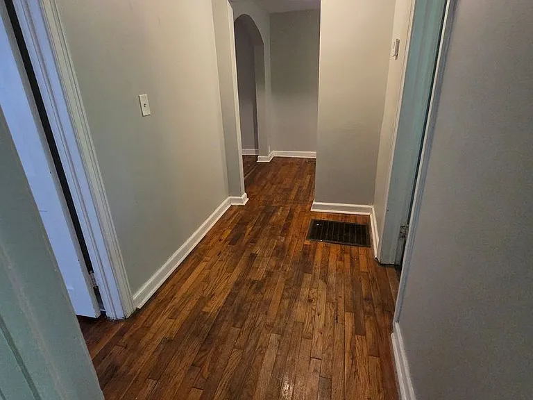 5862 E Heights Dr — Photo 6