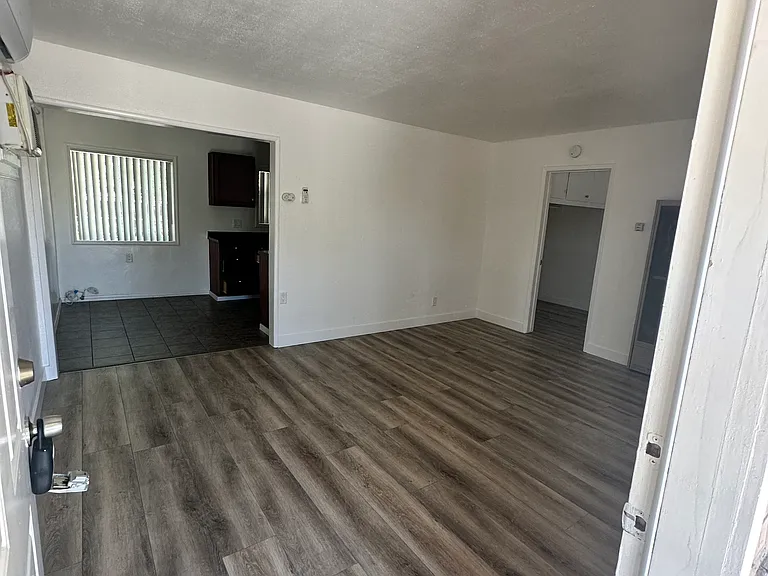 205 S Ramona St #1 — Photo 4