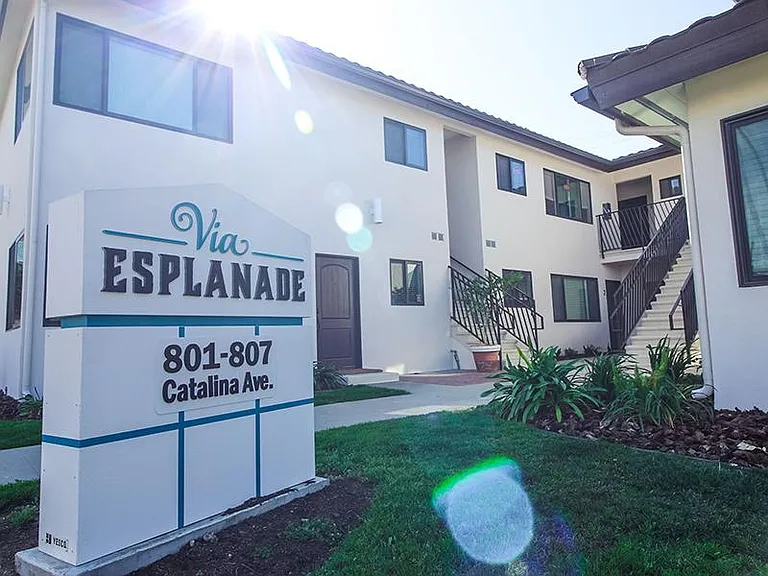 Via Esplanade Apartments Redondo Beach Exterior Sign