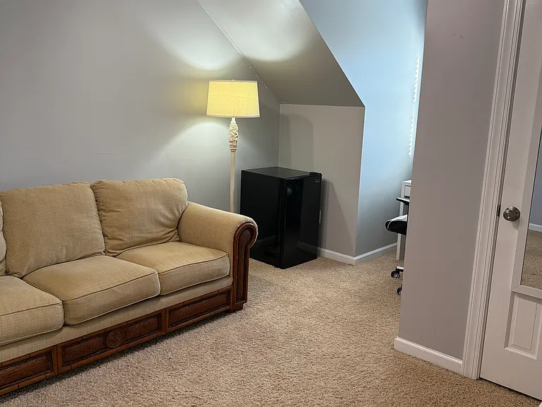 224 Comstock Dr #2 — Photo 8