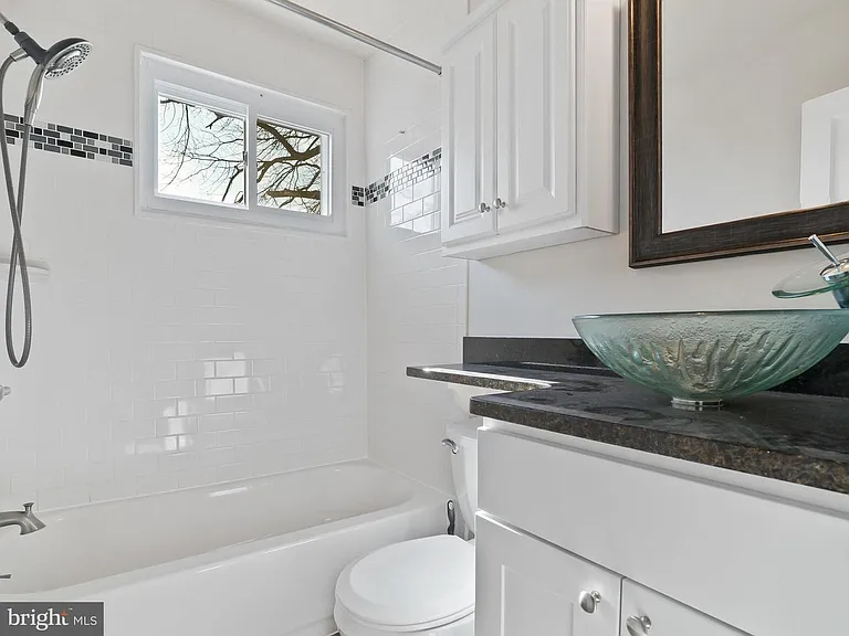 2569 Colebrooke Dr — Photo 7