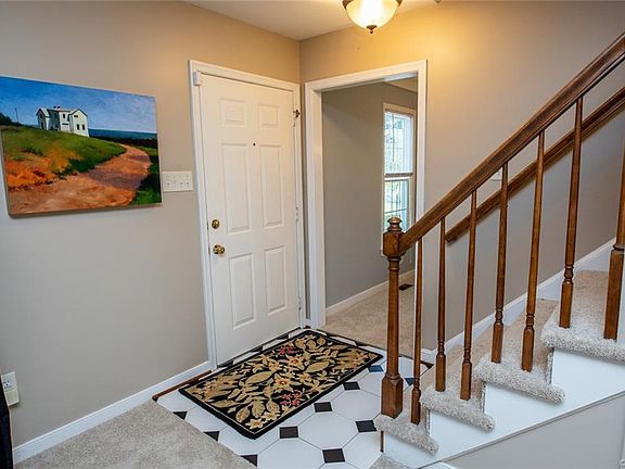 4th image of 1335 Berrymeade Ave