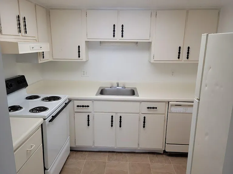472 Banyon Tree Cir #204 — Photo 18