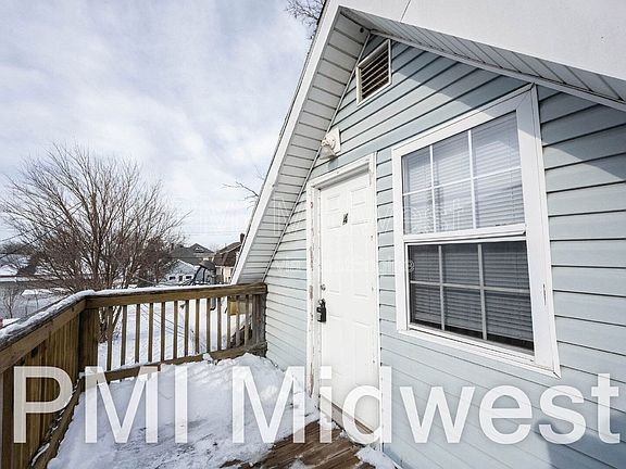 3rd image of 921 S Buckeye St APT 4