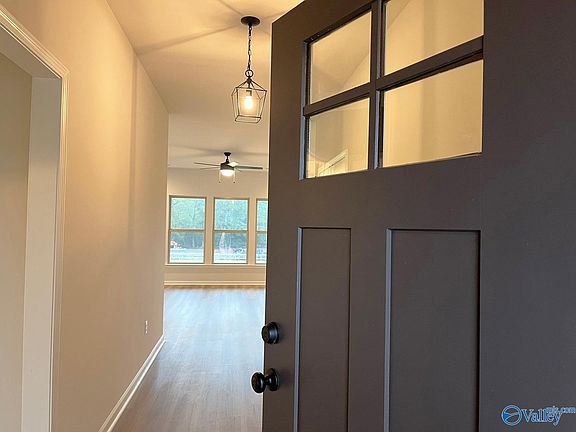 2nd image of 184 Midpark Dr