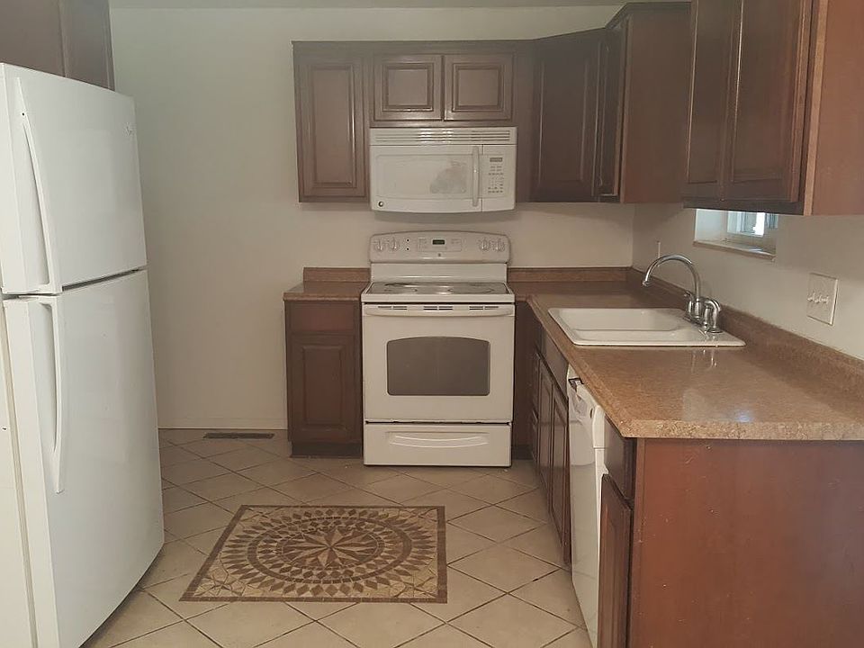 2nd image of 3224 Lincoln Ave