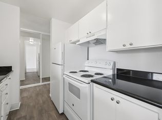 Lakewood Apartments At Lake Merced, San Francisco, CA 94132