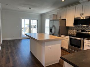 101 Koasati Ct, Jarrell, TX 76537