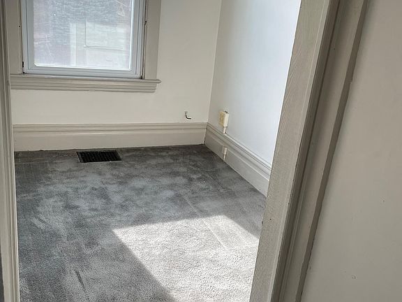 Small Bedroom