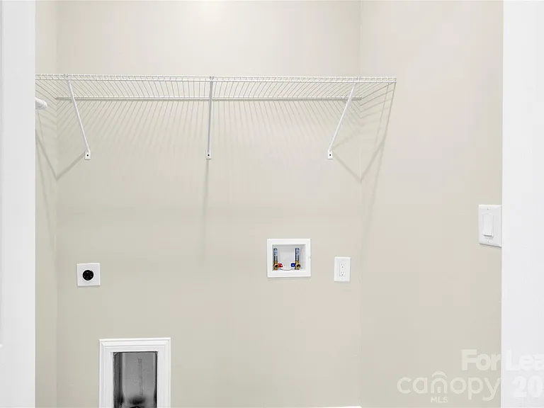 112 Dean St — Photo 17