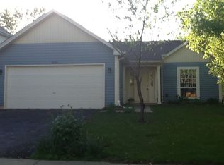 654 Dover Dr, Elgin, IL 60120