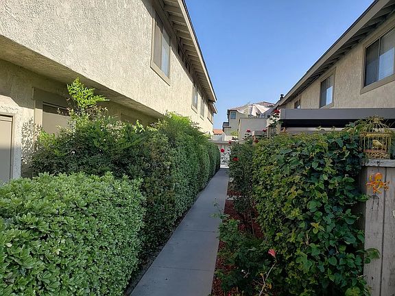 4th image of 1549 Cherry St APT C
