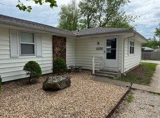 2505 S Ingram Mill Rd #B, Springfield, MO 65804