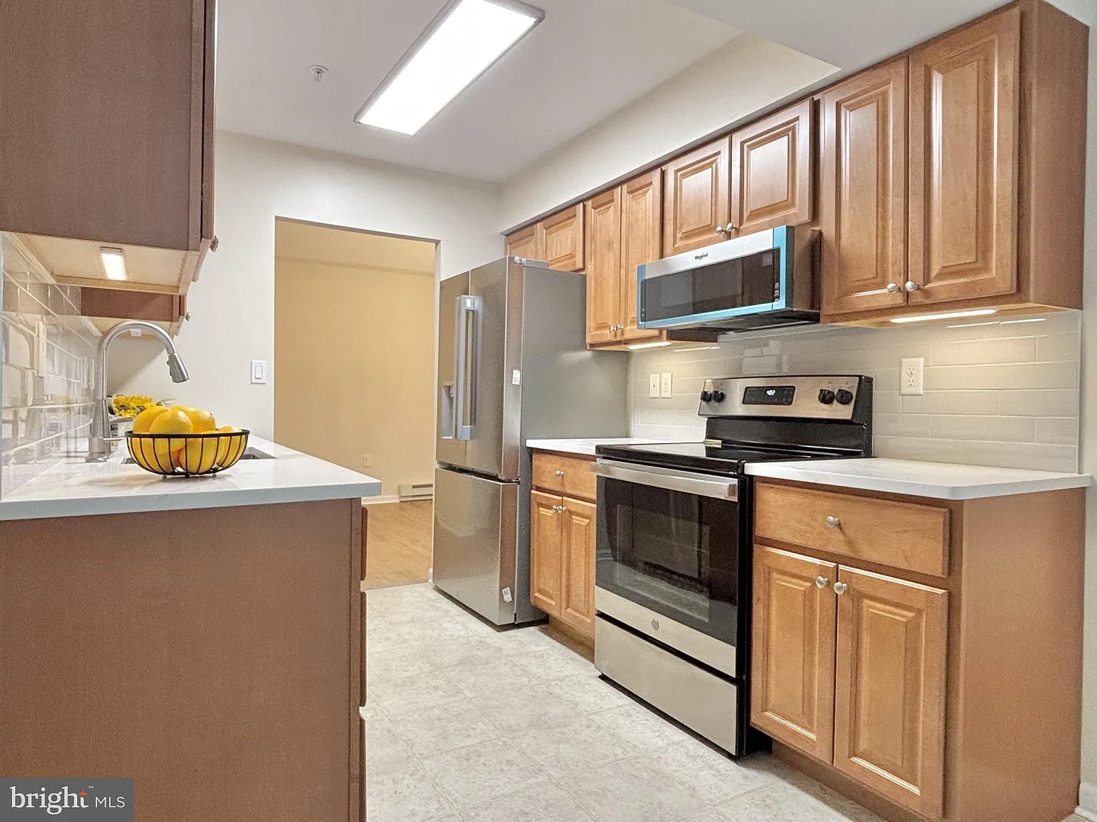 3 bed, 2.0 bath, 1340 sqft, $2,700 — Photo 4