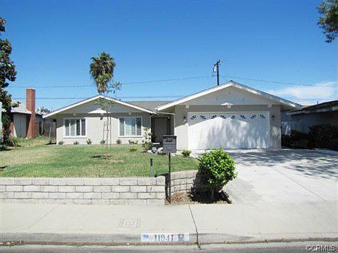 1st image of 11941 Butterfield Ave
