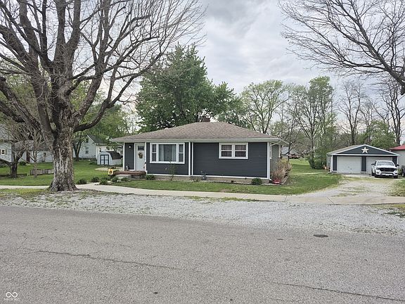 2nd image of 307 N Main St