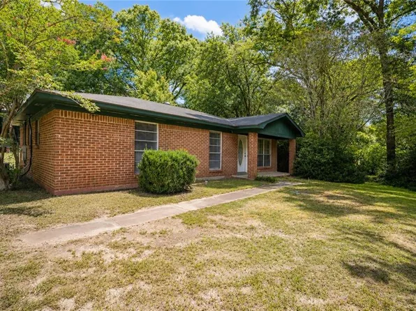 9310 Woodvale Dr, Semmes, AL 36575