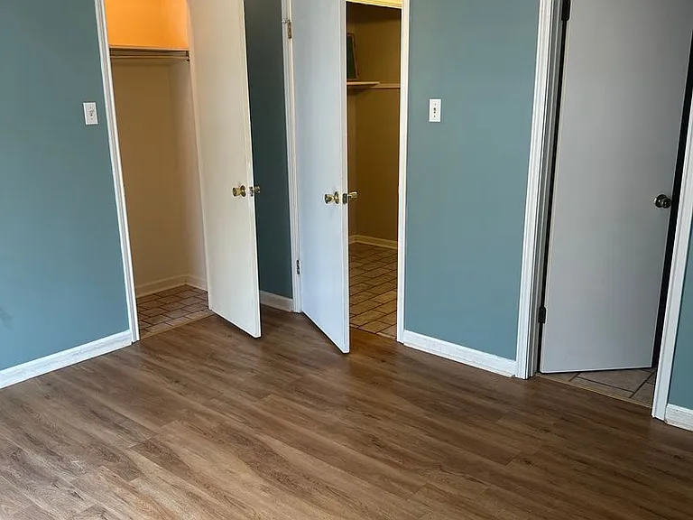 108 Wolfe St — Photo 11