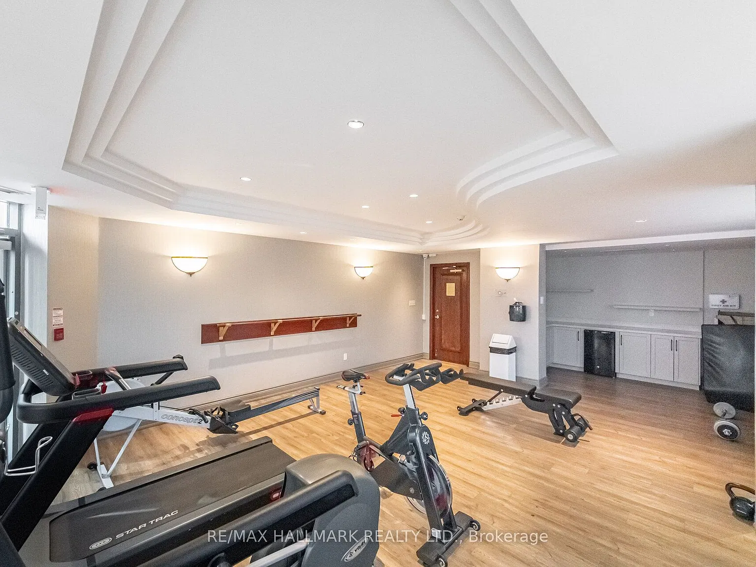 2 bed, $3,300 — Photo 4