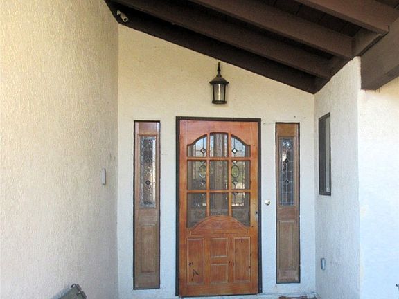 3rd image of 16035 Venango Rd