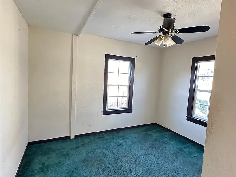 500 Rock Island Rd — Photo 22