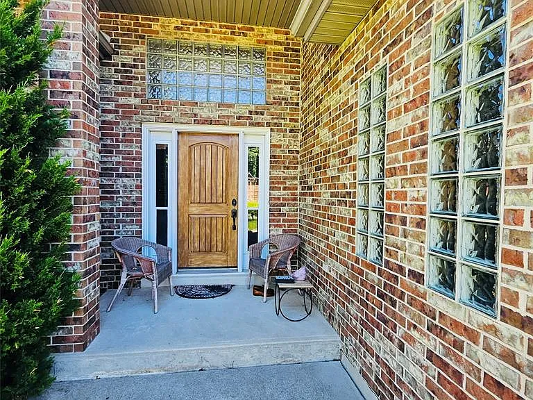 3918 Northway Ave — Photo 4