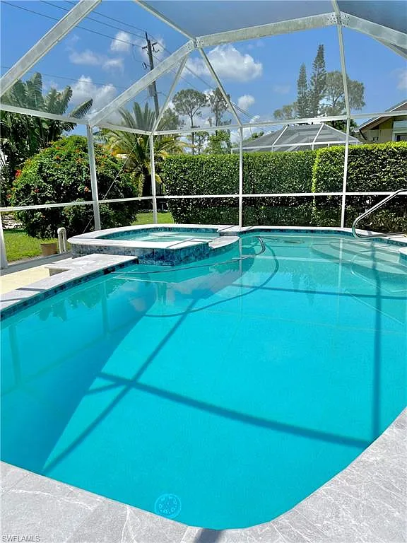 3 bed, 2.0 bath, 1465 sqft, $6,000 — Photo 1