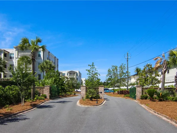 105 Gascoigne Ave #102, Saint Simons Island, GA 31522