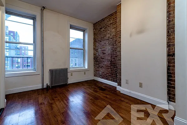 Rented by EXR | media 15