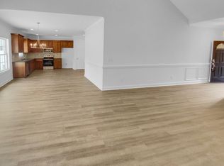 9837 Fairway Ridge Rd, Charlotte, NC 28277