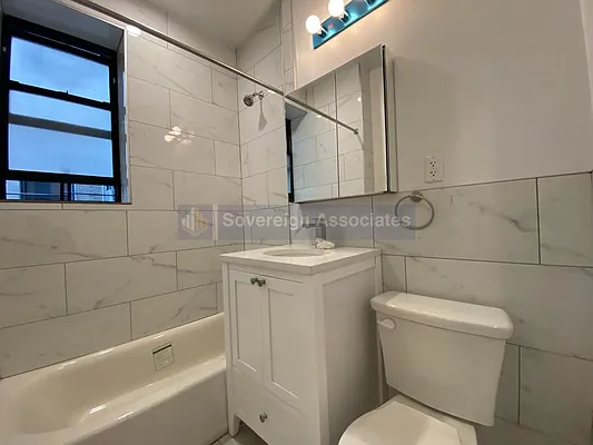 Rented by Sovereign Associates | media 11