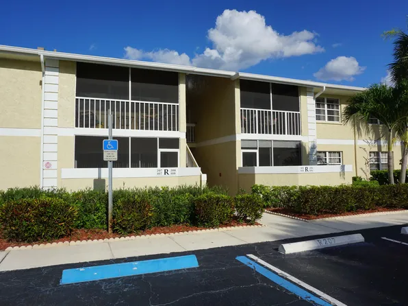 1558 SE Royal Green Circle #106, Port St Lucie, FL 34952