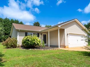 15 Becky Gibson Rd, Greer, SC 29651