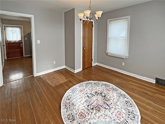 5th image of 408 Thurman Ave