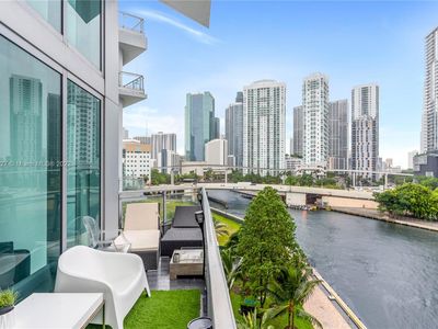 92 SW 3rd St APT 706, Miami, FL, 33130