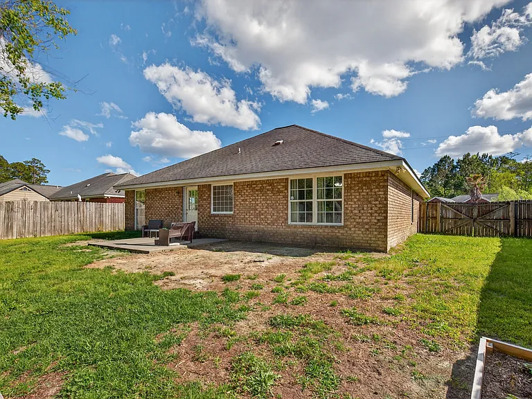 31 Idus Ln — Photo 34