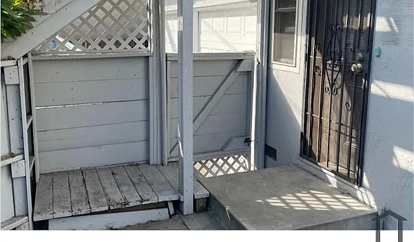 2 bed, 950 sqft, $2,750 — Photo 2