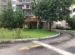 4174 Inverrary Drive #907, Lauderhill, FL 33319