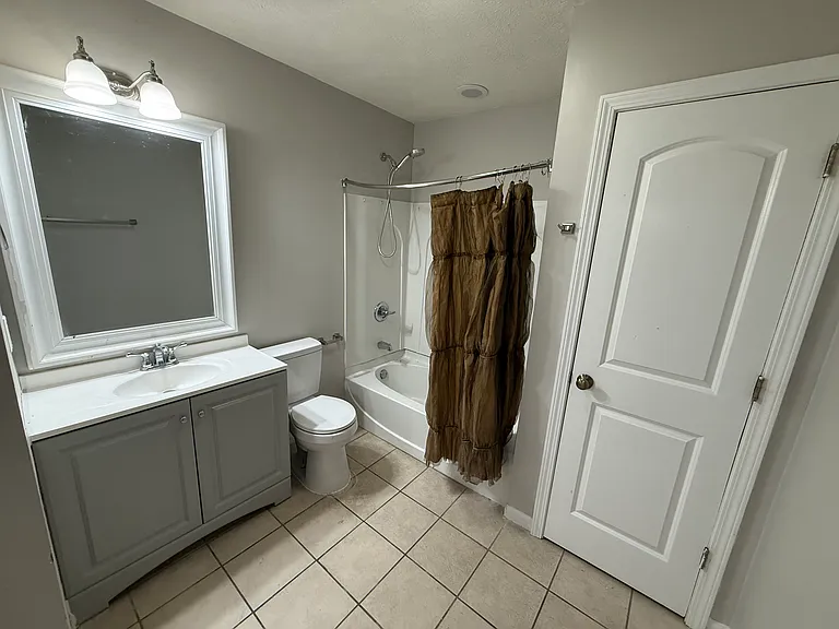 1326 Lafayette Ave #B — Photo 5