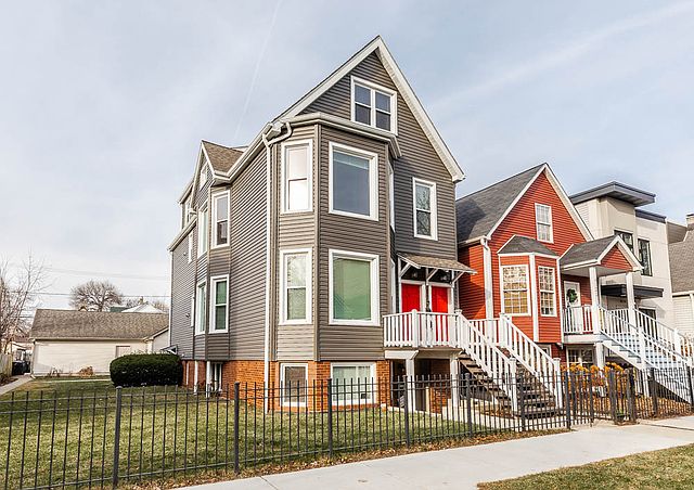 1st image of 4120 N Saint Louis Ave #1