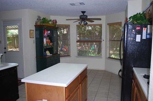 3rd image of 13408 Tamayo Dr