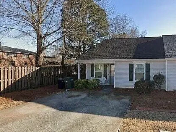 1775 Summerwoods Ln, Griffin, GA 30224
