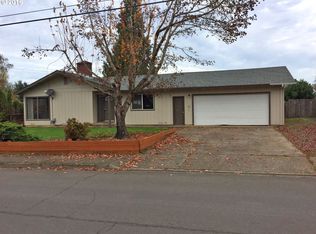 600 Lincoln Ave, Cottage Grove, OR 97424