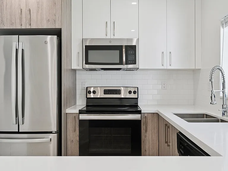 The Villages at Miami Gardens — Photo 1