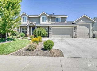 550 N Pringlewood Pl, Star, ID 83669