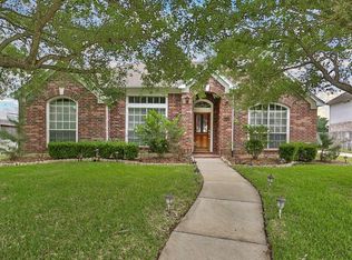 11119 Hundred Bridge Ln, Sugar Land, TX 77498