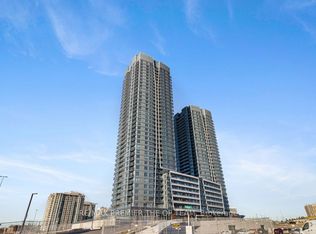 30 Upper Mall Way #403, Vaughan, ON L4J 0L7