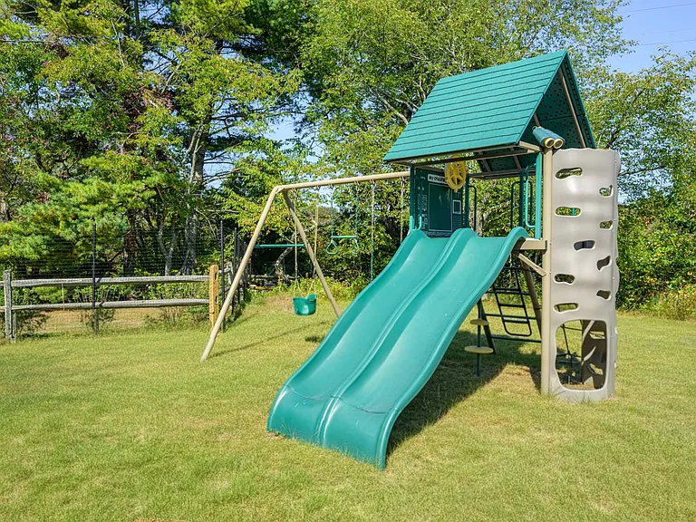 91 Porter Rd — Photo 21