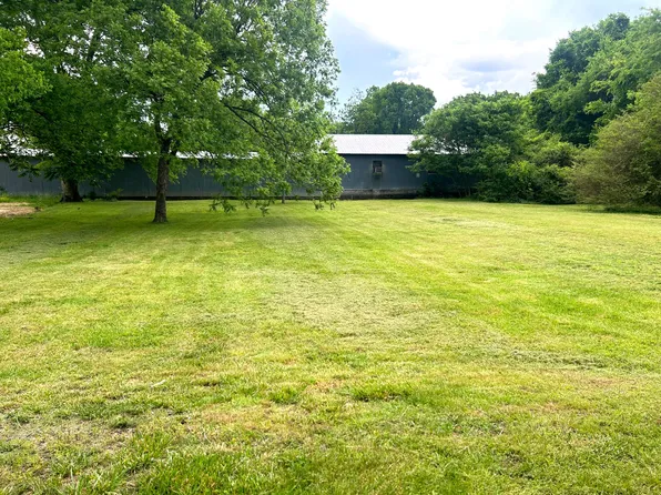 408 Hedgemont Ave, Fayetteville, TN 37334