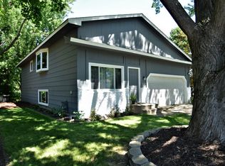 7412 Meadowwood Dr N, Brooklyn Park, MN 55444
